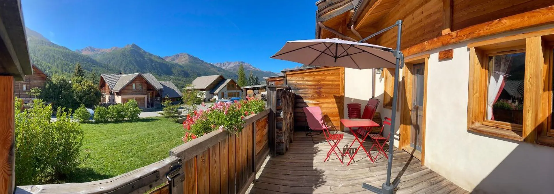 Le Longet Villa Nevache 0*,  France