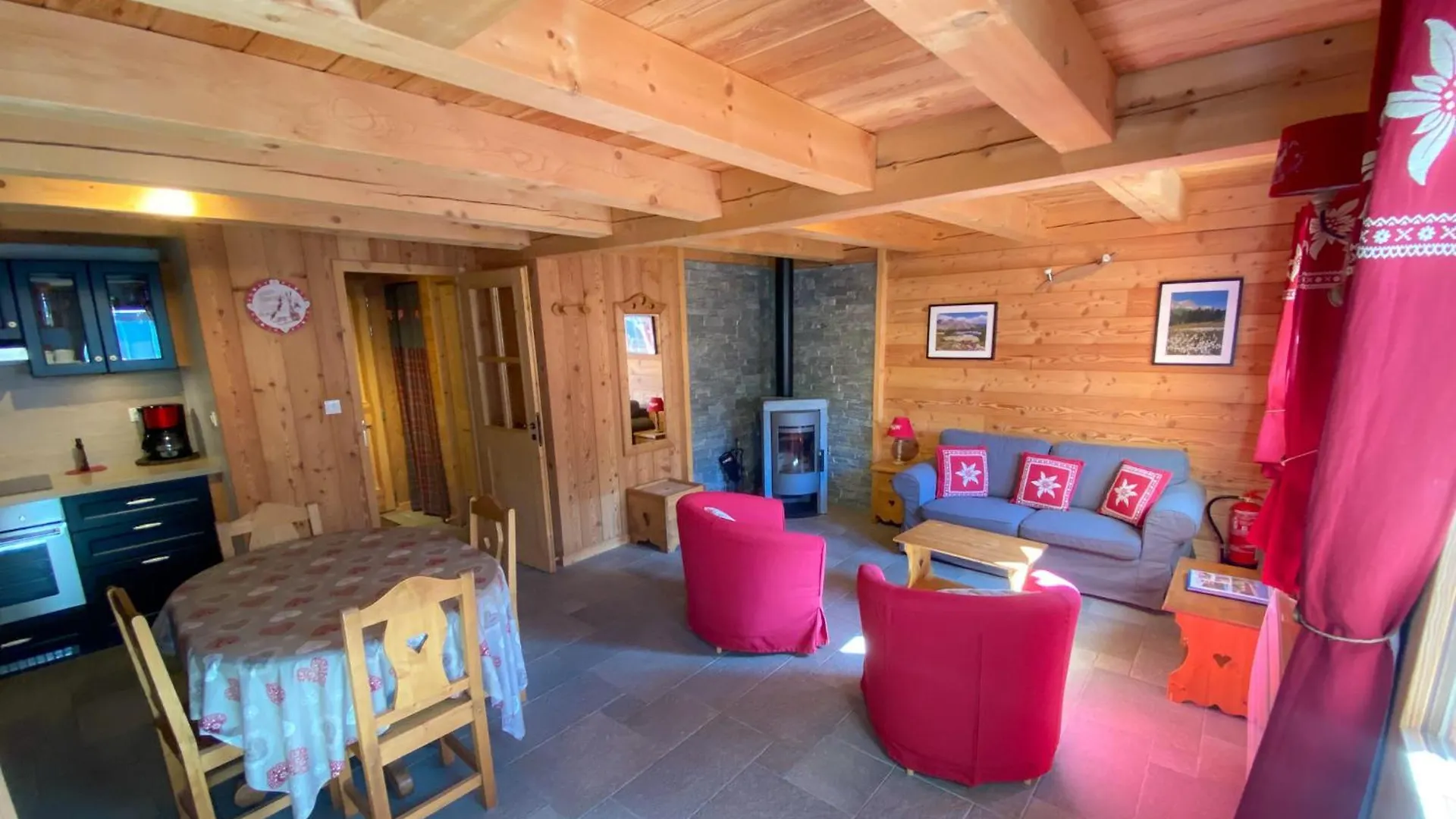 Le Longet Villa Nevache Chalet